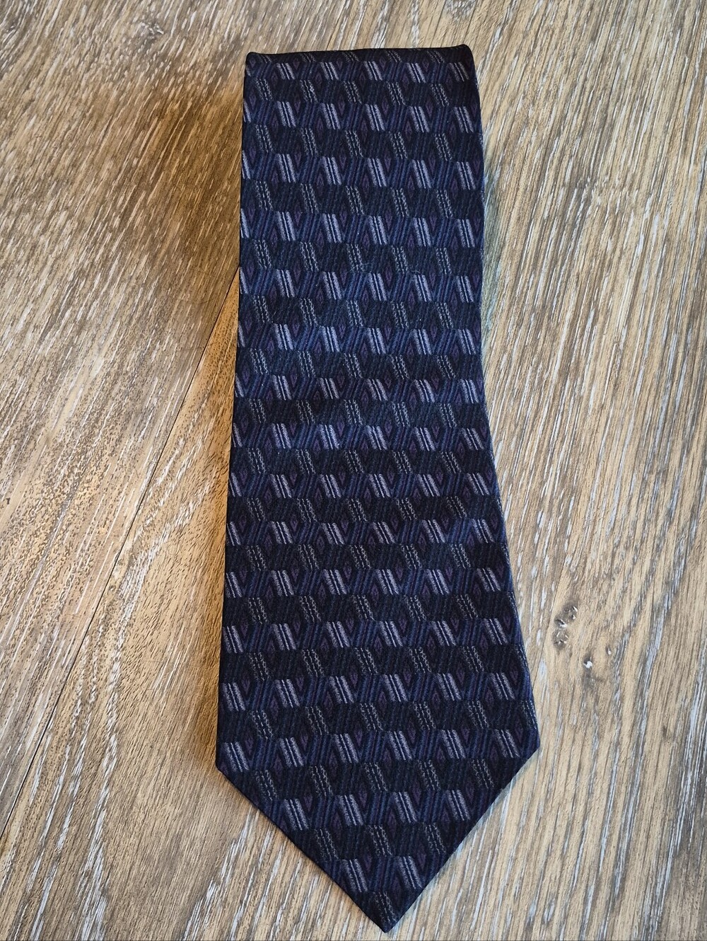 Geoffrey Beene Neck Tie